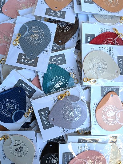 武蔵野ワークス オリジナル レザーチャーム