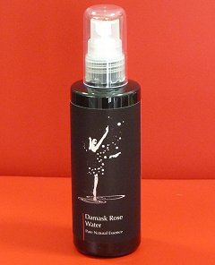 香りのそのままローズウォーター